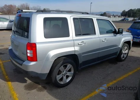 2013 Jeep Patriot Latitude z USA, uszkodzony, nr VIN 1C4NJPFA2DD223151